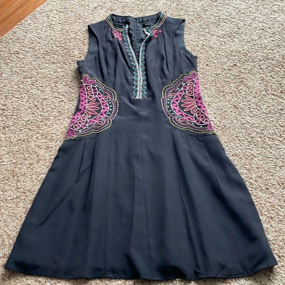 Nanette Lepore black 100% silk dress with beaded design size 4
